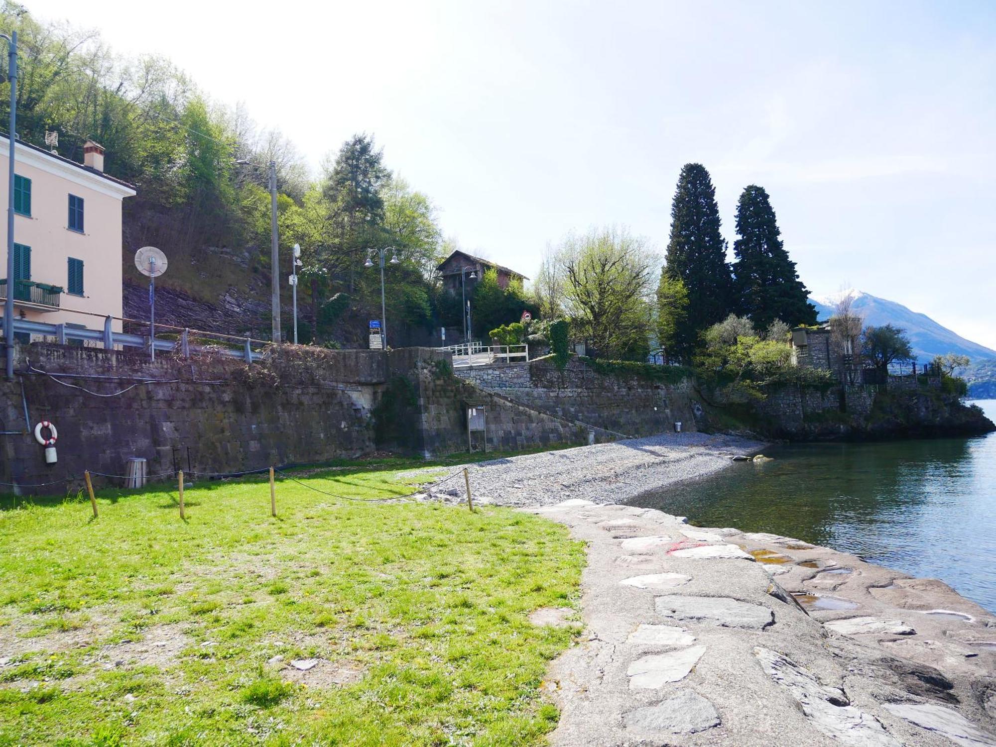 La Riva Appartamento Perledo Exteriör bild